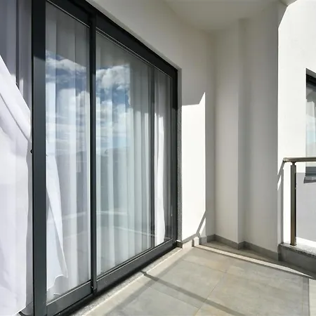 Apartment Nova 1 *